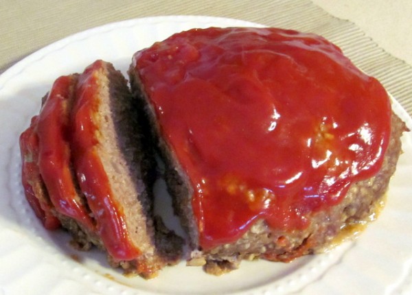 Family Favorite Meatloaf {Slow Cooker Recipe} @JudyHoch
